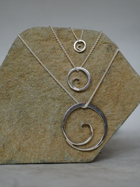 Tiny Floating Wave Necklace